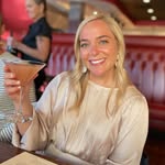 Carly Andrews - @carlyhandrews - Instagram