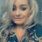 Carly Holmes - @carlylholmes - Instagram
