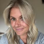 Carly Hookway - @carlyhookway - Instagram