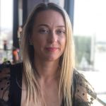 Carly Hooker - @carlzy83 - Instagram