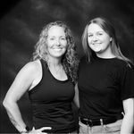 Carly Frank Hopper - @yogacurls - Instagram