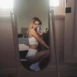 Carly Kelley - @rurovusy - Instagram