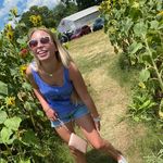 Carly Parrish :) - @carly.closet.cleanout1 - Instagram