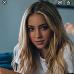 Carly pham - @carl.y750 - Instagram