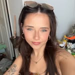 Carly Piper - @carlydanielle_127 - Instagram