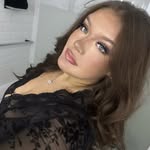 @carlyramsayy - Instagram