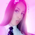 Carly Rees - @carlyreesxx - Instagram