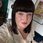 Carly Stephens - @carlystephensishere - Instagram