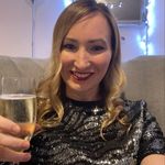 Carly Welch - @smileycarly - Instagram