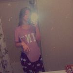 -Carly Wells- - @clueless.vibes25___ - Instagram