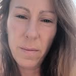 Carly Wells - @carlywells77 - Instagram
