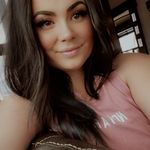 Carly York - @angryrabbits6.7 - Instagram