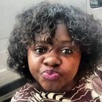 Carmen cervera - @myfakeze15 - Instagram