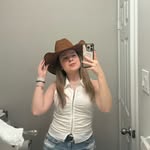 Carmen Garza - @carmengzao - Instagram