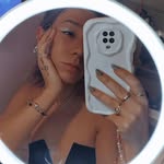 Mew 💛 - @carmen.hawkins_ - Instagram