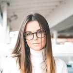 @carmenheld1 - Instagram