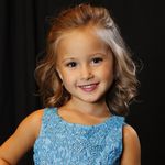 Carmen Efird Randall - @tinymissamericasus - Instagram