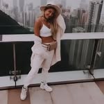 Carmen Roberts - @danensq - Instagram