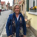 Carol Bogar - @carolbogar - Instagram