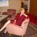 Carol Burrows - @cburrows229 - Instagram