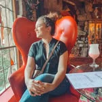 Carol Schubel - Van Dyke - @carolcattt - Instagram
