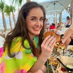 Caroline Chambliss - @bites__of__bliss - Instagram