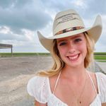 Caroline Comstock - @carolineecomstock - Instagram