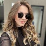 Caroline Dickel - @caroldickel - Instagram