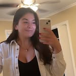 @carolfinejones - Instagram