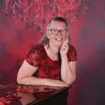 Carol Glover - @carol.glover.98 - Instagram