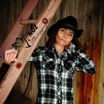 Carol Graves - @graves6482 - Instagram