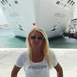 Carol Guzzon - @carolguzzon - Instagram