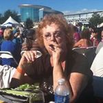 Carol Black-Harrell - @queenofthehop - Instagram