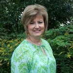 Carol Shutey-Hooks - @carol.shuteyhooks - Instagram