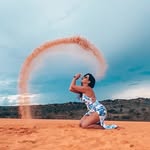 Caroline Jahn - @caroljahnn - Instagram