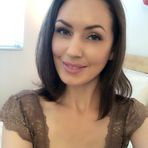 Julian Carolina - Facebook