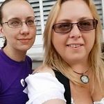 Carol Keeling - @razacaza - Instagram