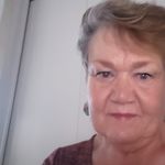 Carol Knudsen - @addaglow - Instagram