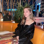 Carol Konyn - @carolkonyn - Instagram
