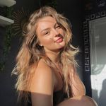 Ana Carolina Lapinski Rutikoski - @carolrutikoski - Instagram