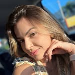 Caroline - @carollamaia_ - Instagram