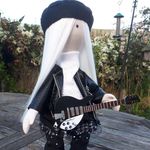 Carol Lane - @carolsmaterialthings - Instagram