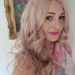 Carol Nicholson - @carolnic85 - Instagram
