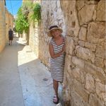 Carol Poulos - @cpoulos24 - Instagram