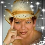 Carol Schaefer - @jerseygirl_designs - Instagram