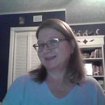 Carol Walker Stoops - @stoopsmads - Instagram
