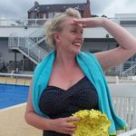 Carol Crozier - @carolstrachan39 - Instagram