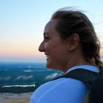 Caroline Strader - @carolineacrosstheglobe - Instagram