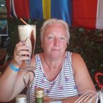 Carol Tyrrell - @carol.tyrrell.142 - Instagram