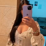 Maria Carolina - @carolyees - Instagram